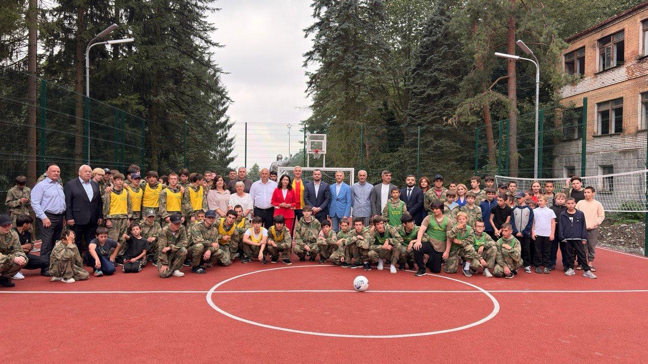 Теперь на нашей карте   50  спортивных объектов!